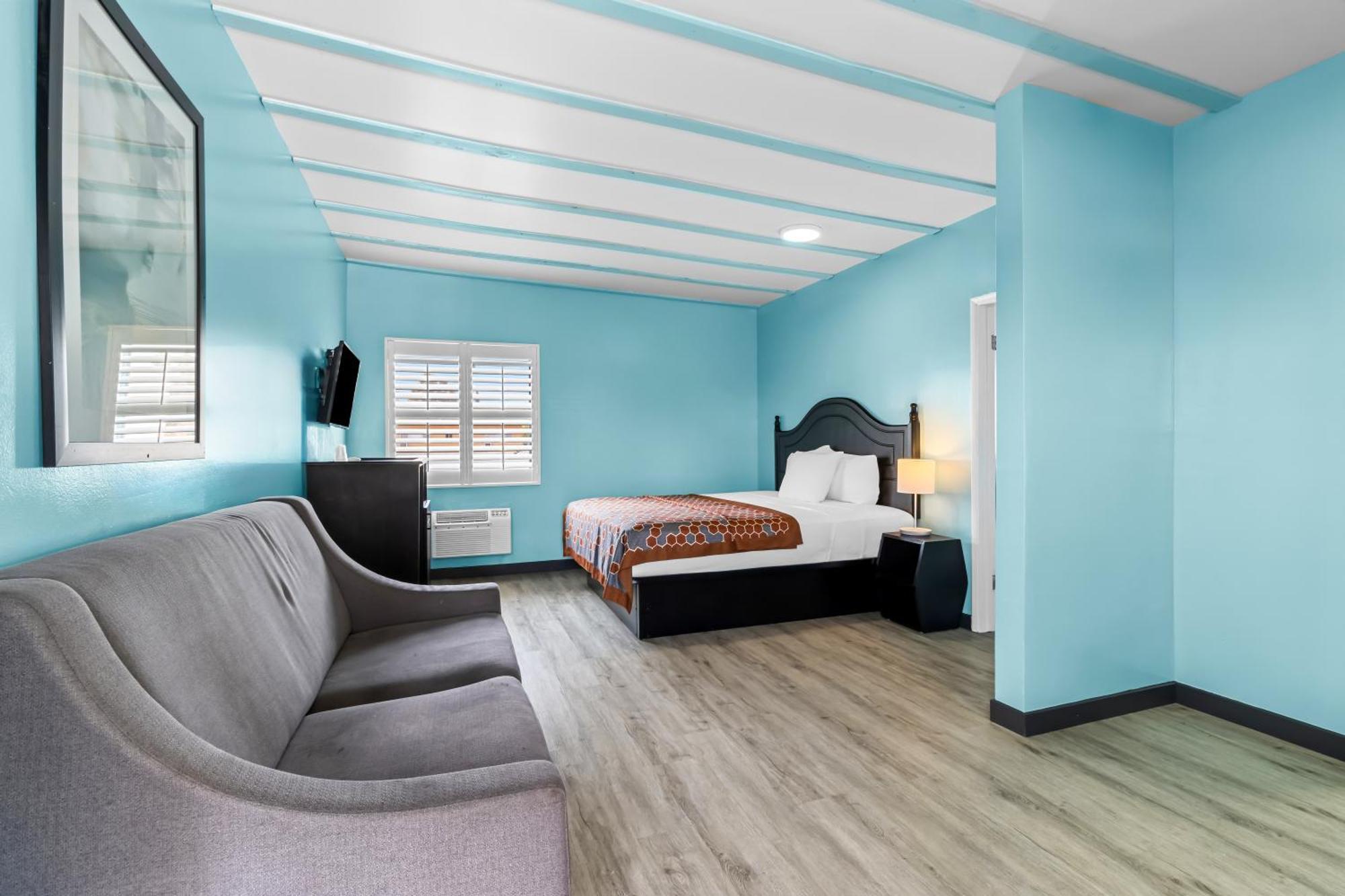 Rodeway Inn & Suites North Hollywood Burbank Airport - Universal Area Los Angeles Kültér fotó